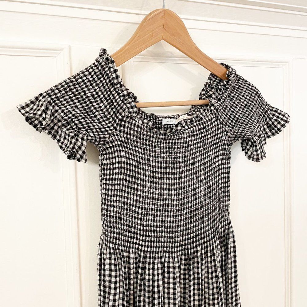 kimchi blue • smocked gingham off shoulder midi dress - Picture 5 of 8